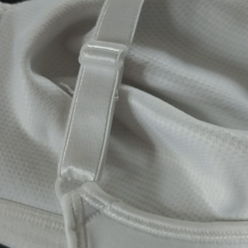 Playtex 18 Hour Bra Soft Cup sz 40B - Picture 7 of 9